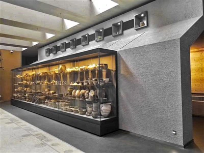 Piastrella in pietra flessibile per muro in terra battuta